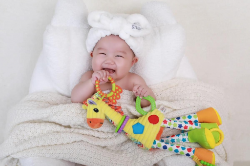 枣庄怎么判断宝宝是否斜颈 枣庄怎么判断宝宝是否斜颈